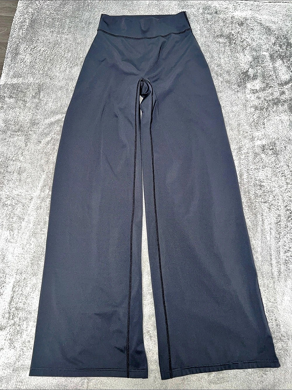 OQQ Tummy Control Wide Leg Pants in Black Size Medium Like New